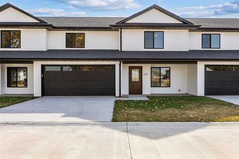 Photo of 101 Alliance Dr, Tipton, IA 52772 (MLS # 202602530)