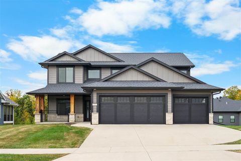 Photo of 1643 Avalon Pl, IowaCity, IA 52245 (MLS # 202506417)