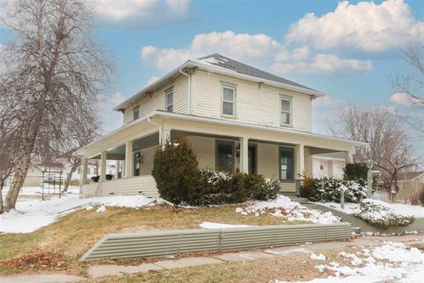Photo of 224 W Main St, Oxford, IA 52322 (MLS # 202601826)