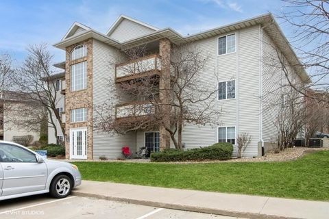 Photo of 2556 Rushmore Dr, Iowa City, IA 52246 (MLS # 202502168)