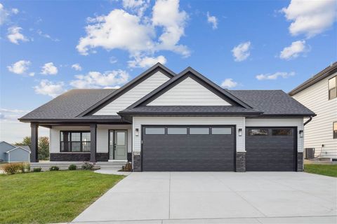 Photo of 1289 Covered Wagon Dr, IowaCity, IA 52240 (MLS # 202600169)