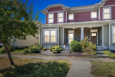 Photo of 1847 Richmond Ln, IA 52240 (MLS # 202505941)