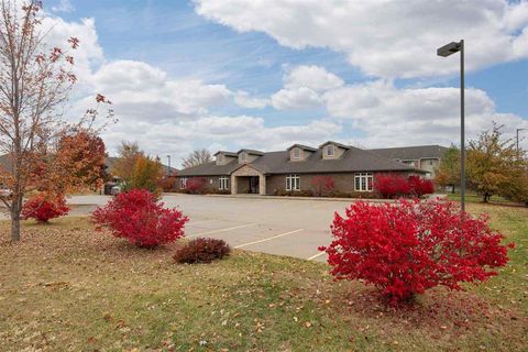 Photo of 1250 Jordan St, NorthLiberty, IA 52317 (MLS # 202507069)