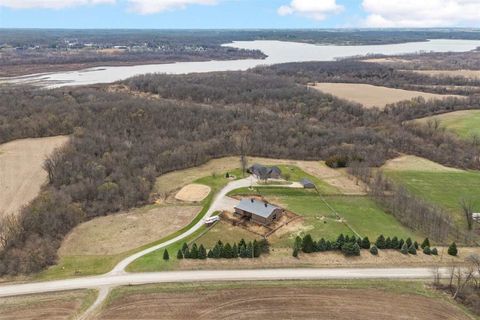Photo of 1415 Turkey Run NE, Solon, IA 52333 (MLS # 202502607)
