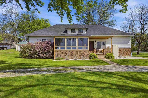 1502 BLACK DIAMOND RD SW, OXFORD, IA 52322 - Image d5d9a354d0f45ec1fa3cf2ce8ef8720f/1779970897