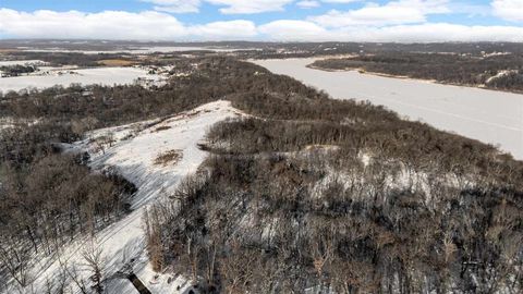 Photo of 37.30 Acres M/L Hendershot Rd, NE, NorthLiberty, IA 52317 (MLS # 202601224)