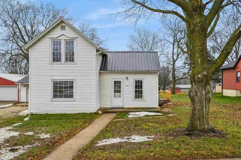 Photo of 321 S 3rd Street, Coggon, IA 52218 (MLS # 202507425)