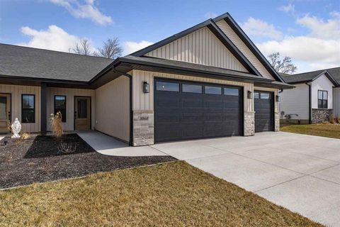 Photo of 3060 Sunflower St, Ely, IA 52227 (MLS # 202506906)
