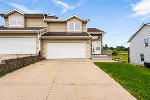 Photo of 1357 Ozark Ridge, Coralville, IA 52241 (MLS # 202505092)