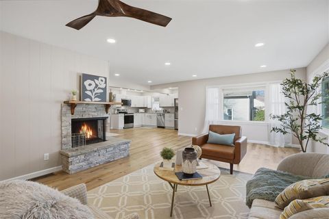 Photo of 1009 E 2nd Street, Washington, IA 52353 (MLS # 202602082)