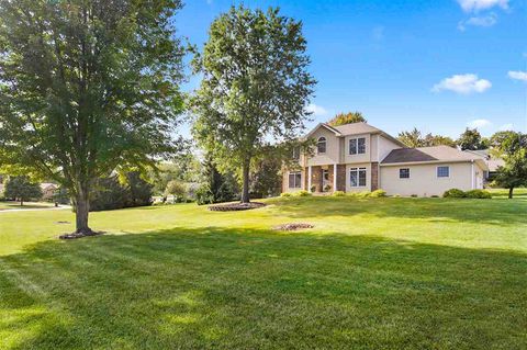 Photo of 700 Rosebud Ct, IA 52241 (MLS # 202506034)