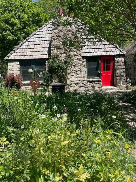 Photo of 1322 Muscatine Ave, IowaCity, IA 52240 (MLS # 202603782)