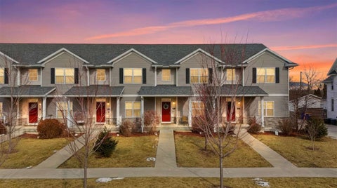 Photo of 118 W 3Rd St, Washington, IA 52353 (MLS # 202603846)