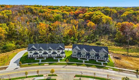 Photo of 693 E Foster Rd, IowaCity, IA 52245 (MLS # 202507114)