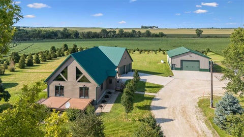 Photo of 2153 Central City Rd, CentralCity, IA 52214 (MLS # 202605144)