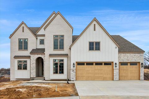 Photo of 938 Heron Pl, IowaCity, IA 52245 (MLS # 202600994)