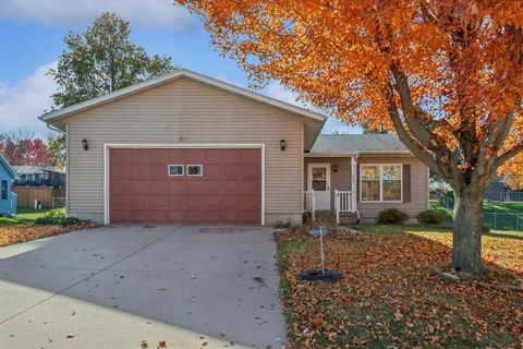 Photo of 203 Tracy Lane, Williamsburg, IA 52361 (MLS # 202506975)