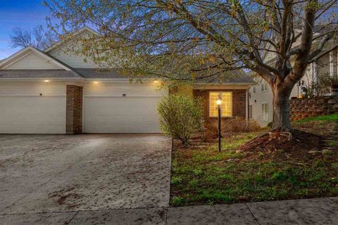 Photo of 2182 Port Talbot Pl, Coralville, IA 52241 (MLS # 202602588)