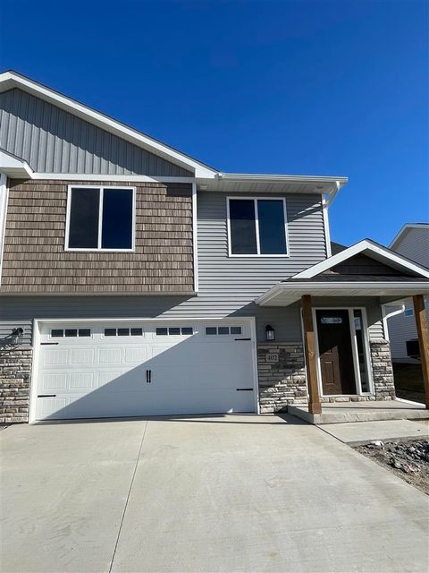 Photo of 3326 Loethen Lane, Coralville, IA 52241 (MLS # 202505597)
