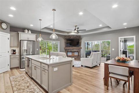 Photo of 1030 Highland Trl, Solon, IA 52333 (MLS # 202603384)