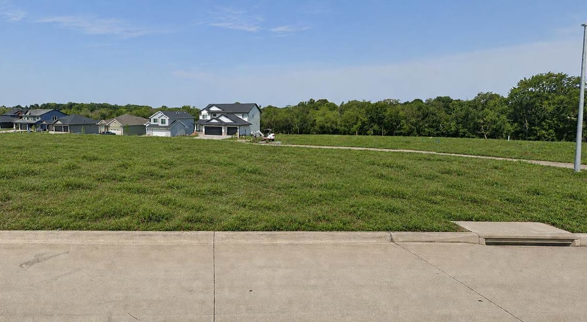 Photo 1 of 1 — 3954 Winnsboro Dr, IowaCity, IA 52245