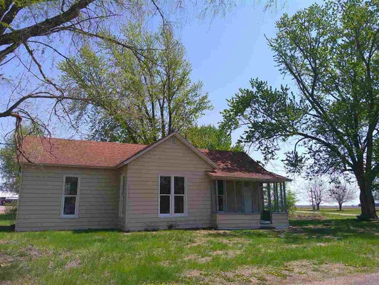 1102 4TH AVE, COLUMBUS JUNCTION, IA 52738 - Image e482b7cd1df83bdaf564e840428be5bc/3674445113