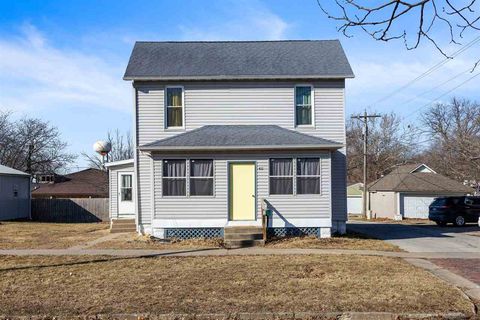 Photo of 411 N Spencer St, WestLiberty, IA 52776 (MLS # 202601168)