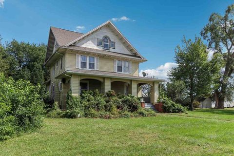 Photo of 1942 S Avenue, IA 52334 (MLS # 202506290)