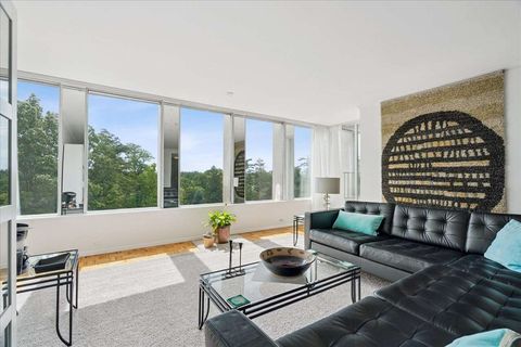 Photo of 2222 1st Ave NE #508, CedarRapids, IA 52402 (MLS # 202507246)