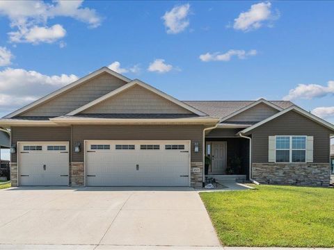Photo of 835 Prairie St, IA 52317 (MLS # 202506128)