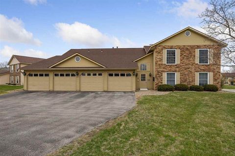 Photo of 4111 Lexington Dr D #D, Cedar Rapids, IA 52402 (MLS # 202503154)