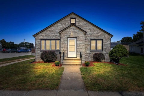 Photo of 114 E 6th St, Tipton, IA 52772 (MLS # 202605238)