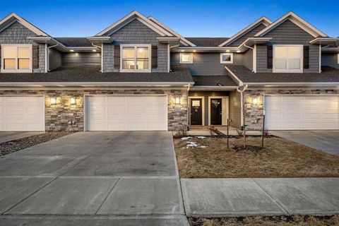 Photo of 2222 Eversull Ln, NorthLiberty, IA 52317 (MLS # 202601491)