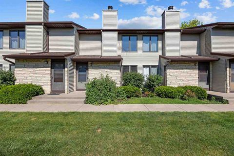 Photo of 1211 Cambria Ct, Iowa City, IA 52246 (MLS # 202504217)