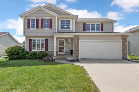 Photo of 729 74th St NE, CedarRapids, IA 52402 (MLS # 202605266)