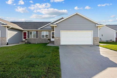Photo of 341 Highland Ct, IA 52228 (MLS # 202506070)