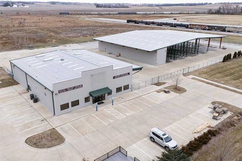 Photo of 4340 420th St SE, IowaCity, IA 52240 (MLS # 202600075)