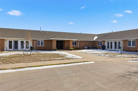 Photo of 732 S Market 6 #6, Solon, IA 52333 (MLS # 202600926)