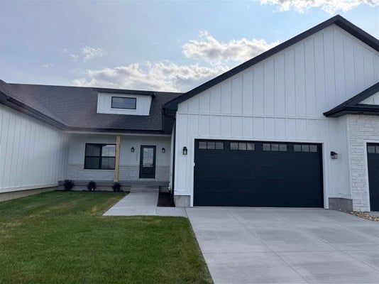 875 MOLLY DR, NORTH LIBERTY, IA 52317 - Image ef6839eb79ffdfdf780de9ffefc717de/4082819309