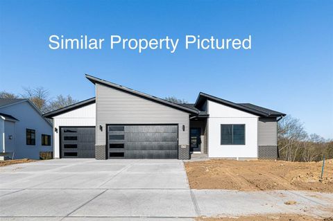 Photo of 1251 Sand Prairie Dr, Iowa City, IA 52240 (MLS # 202500178)