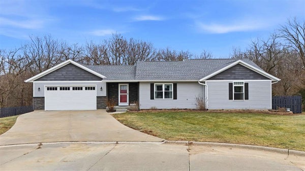 1812 6TH AVE N, WELLMAN, IA 52356 - Image f24c3e02fa08214b64ca53edee01cbbc/1057528189
