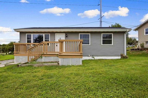 Photo of 800 18Th St NW, CedarRapids, IA 52405 (MLS # 202605592)
