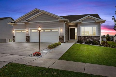 Photo of 4157 Anna St, IA 52245 (MLS # 202506191)