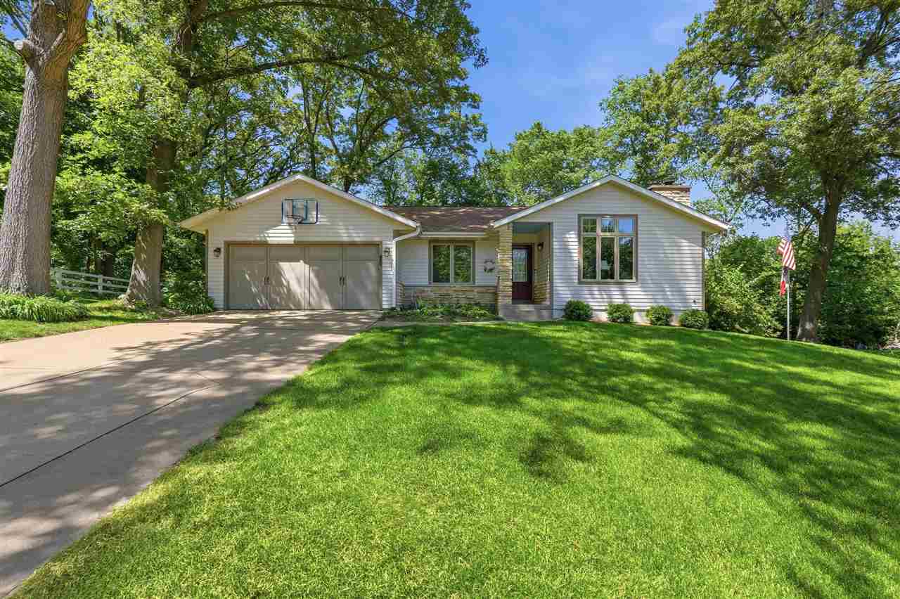 Photo 1 of 49 — 950 Kyle Dr NE, IowaCity, IA 52240