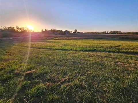 Photo of Lot 1, IA 52358 (MLS # 202506276)