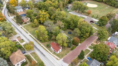 Photo of Brown St Lot 3, IowaCity, IA 52245 (MLS # 202506512)