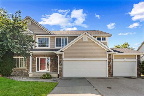 Photo of 3022 Beckley St, IA 50010 (MLS # 202506054)