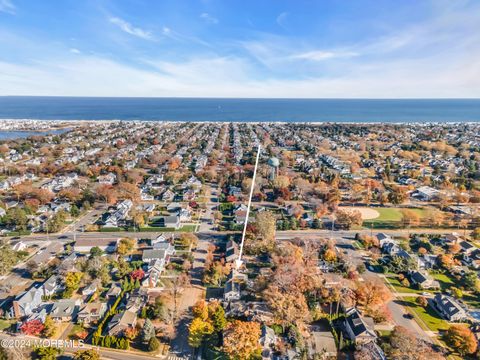 Photo of 708 New York Boulevard, Sea Girt, NJ 08750 (MLS # 22601307)