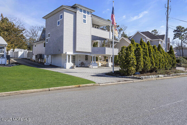 20 River Avenue, Island Heights, New Jersey image 2