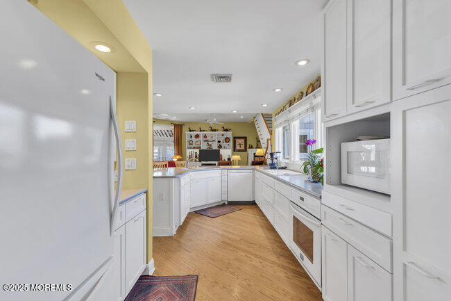 20 River Avenue, Island Heights, New Jersey image 35